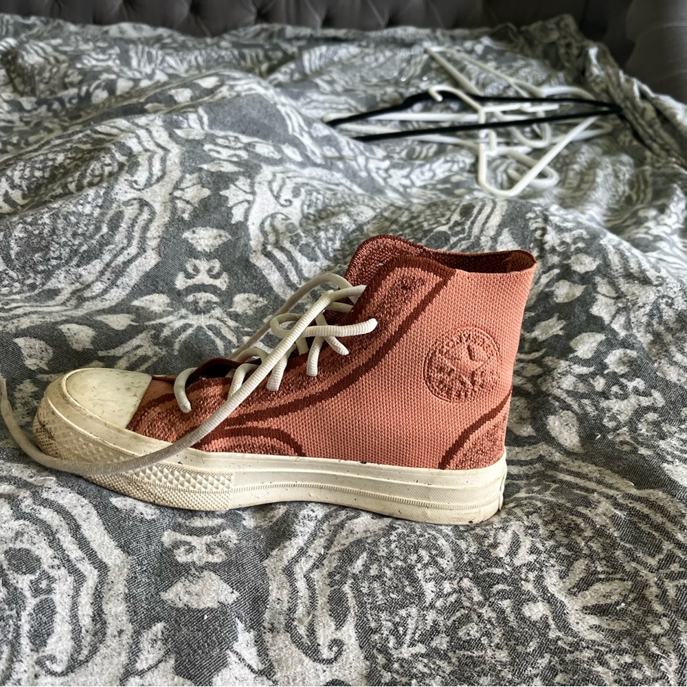 Knit Converse
